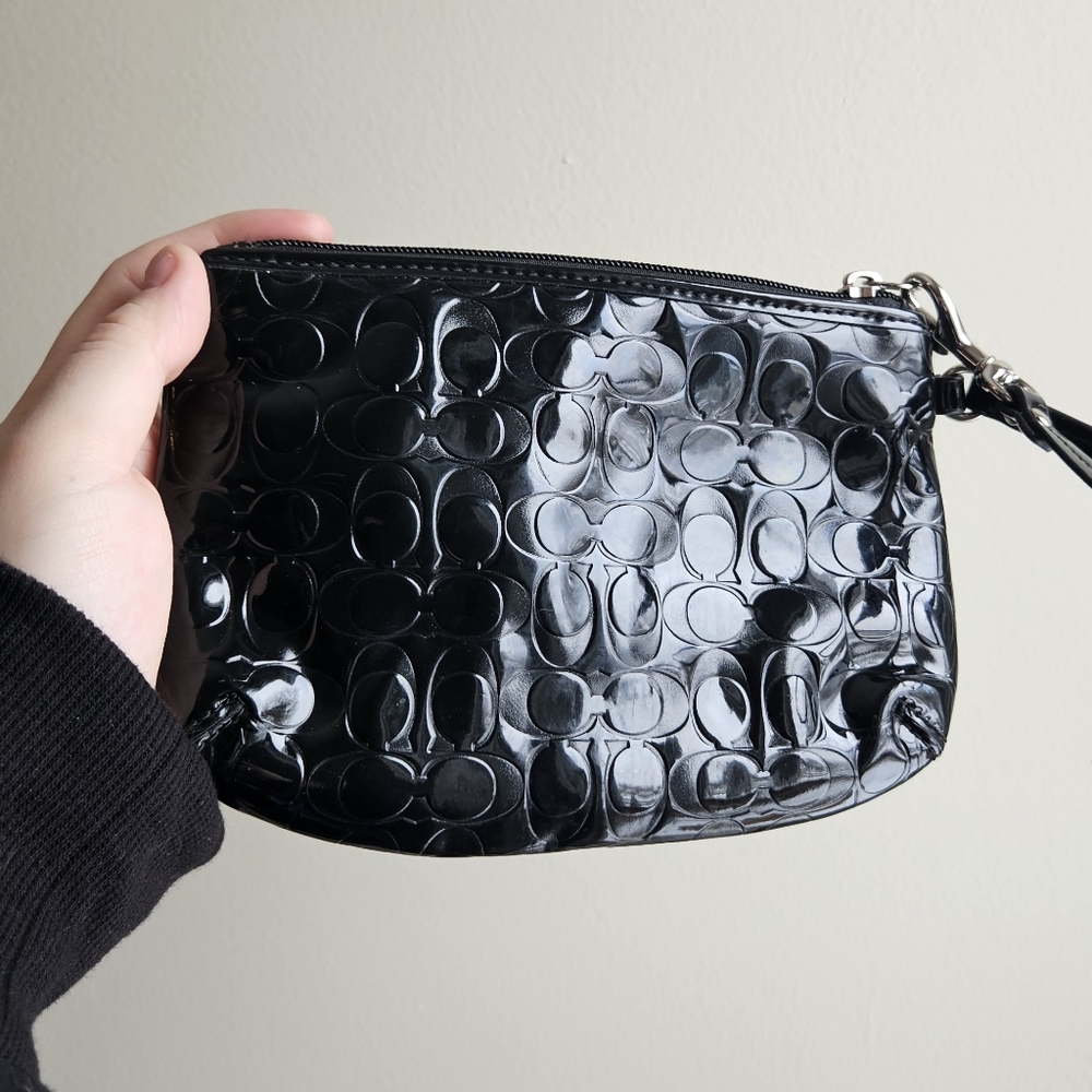 Coach Black Patent Leather Wristlet - Picture 3 of 12